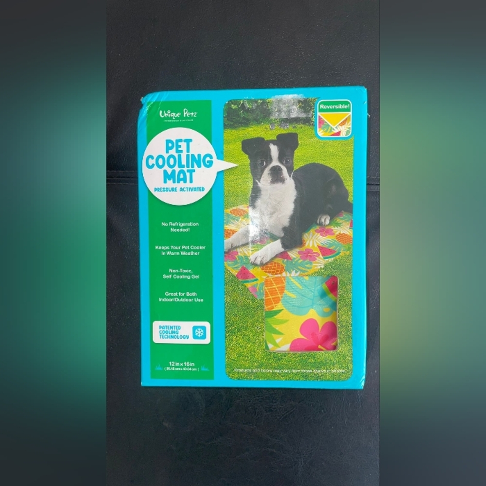 UNIQUE PETZ - PET COOLING MAT REVERSIBLE 12 in X 16 in